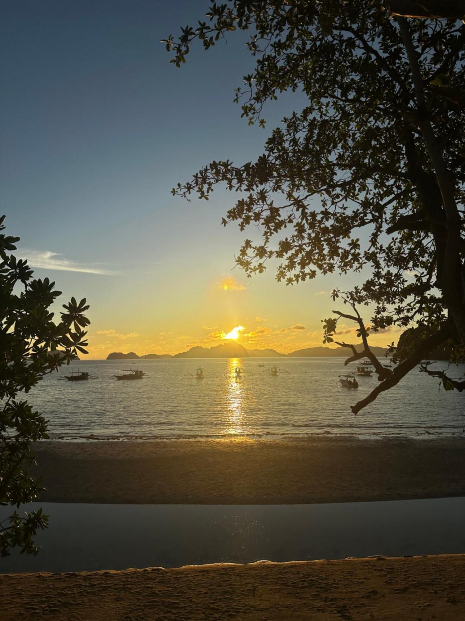 Fabregas Beach Cottages El Nido Eksteriør billede
